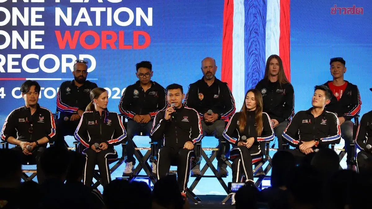 Thai Team Aims for Flag Record With Skydive Over Pattaya