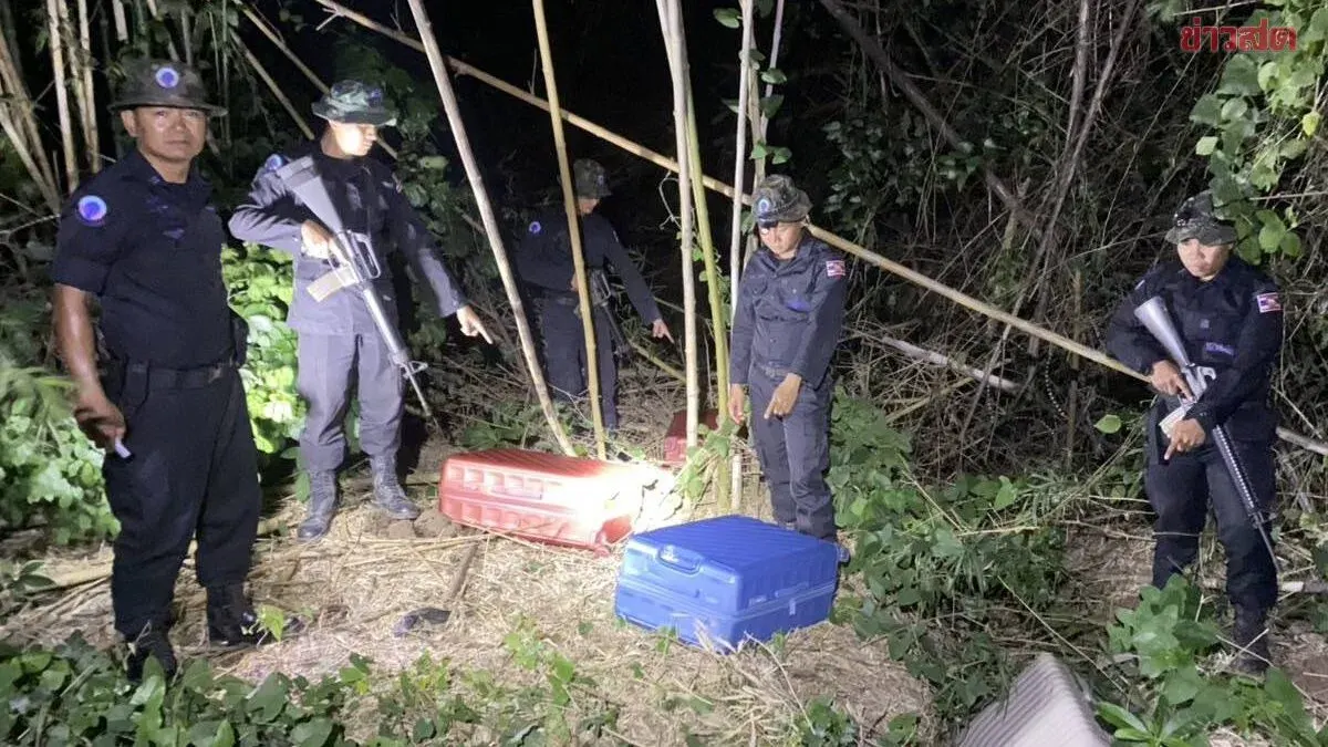 Navy Seals Intercept 100 Packets of Cannabis at Chanthaburi Border