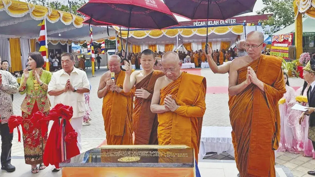 Thai Monks Consecrate Temple in Indonesia's Bangka Belitung Islands