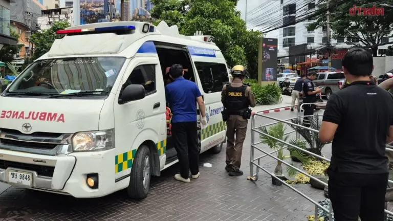 Woman Gives Birth at Shopping Mall in Pattaya, Baby Found on Floor