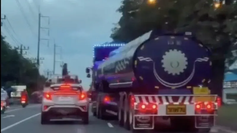 Truck Driver Charged With Reckless Driving On Thepkrasattri Road