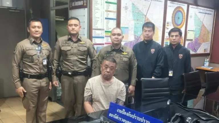 Chinese Man Arrested in Bangkok With Gun and Meth After 586-Day Overstay