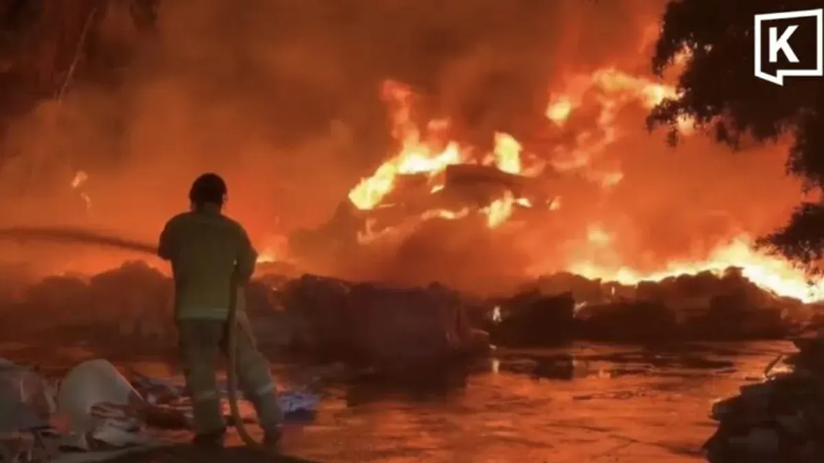 Fire Destroys Recycling Warehouse in Ayutthaya
