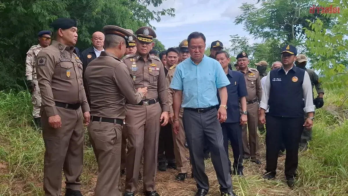 PM Anuthin Visits Five Murder Scenes, Vows No Leniency