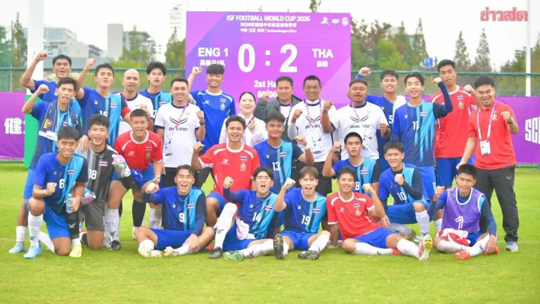 Thai Students Defeat England 2-0 in World School Football Opener