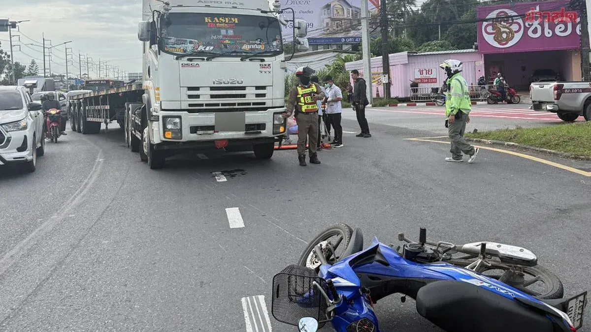 Truck Plows Into Motorcycle at Roundabout; One Dead