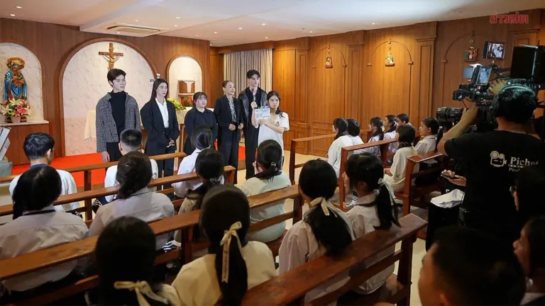 Anti-Corruption Theater Project Enlists Youth With Actress Mint Chalida
