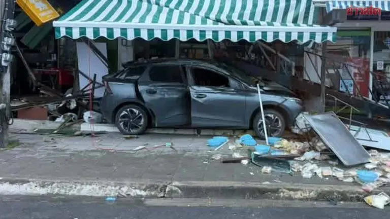 Car Crashes Into Pharmacy Near Phuket Airport, One Dead