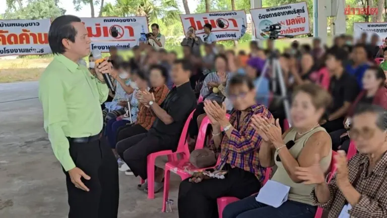 Nong Khao Residents Rally Against Chinese Mineral Plant
