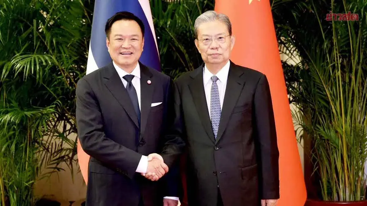 Thai PM Meets Chinese Parliament Chief on Cooperation