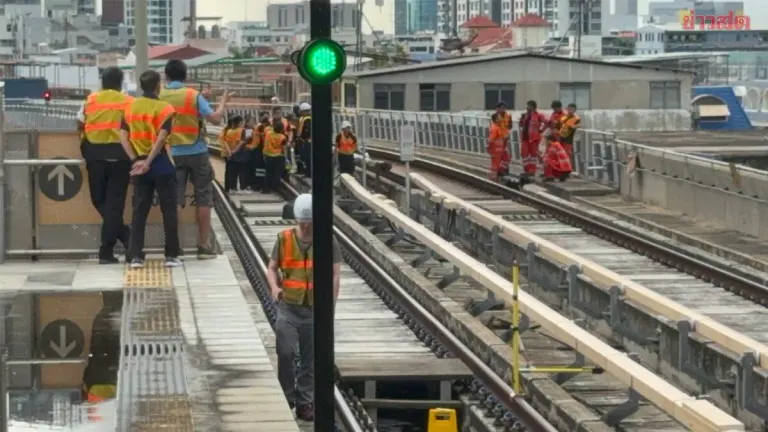 Bangkok Transit Chief Inspects BTS Fire, Eyes Morning Restart