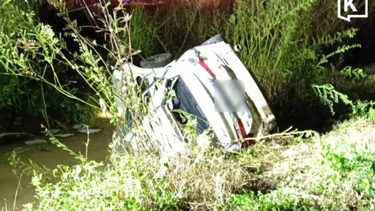 Teacher Dies After Car Overturns Into Phayao Ditch
