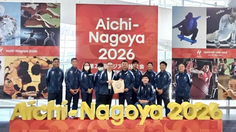 Thai Cycling Team Gets Pep Talk Before Nagoya Asian Games