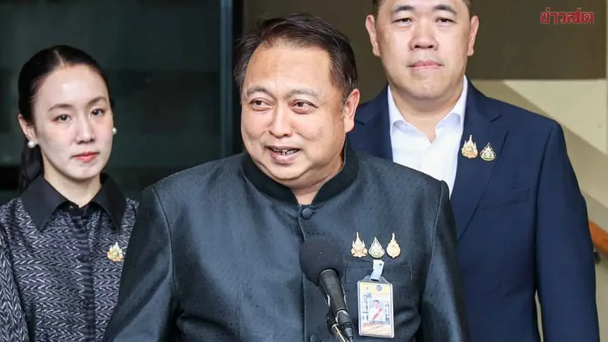 Thai Minister Mocks Opposition's No-Confidence Move
