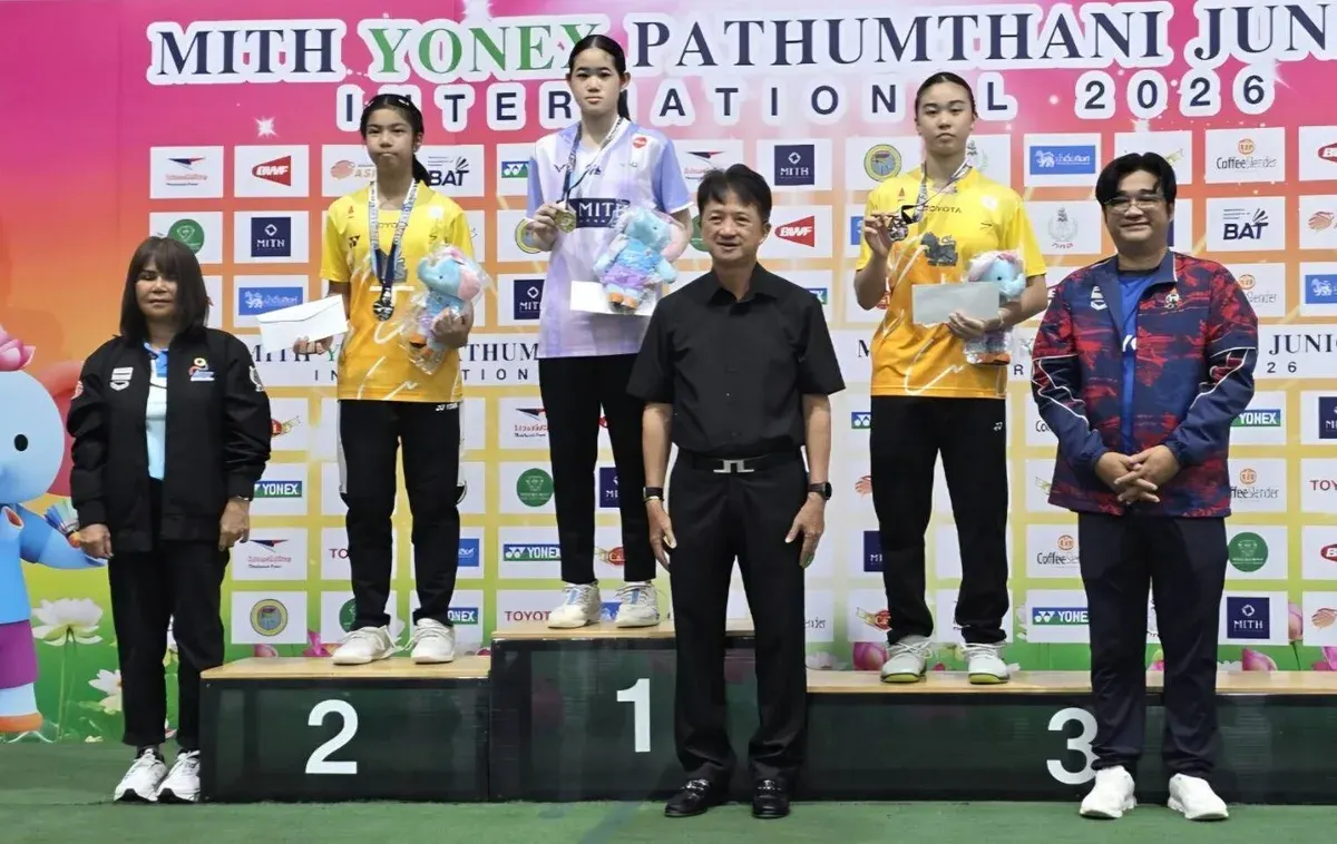 Thai Youth Shine at International Badminton: 'Buké' Claims Triple Championship