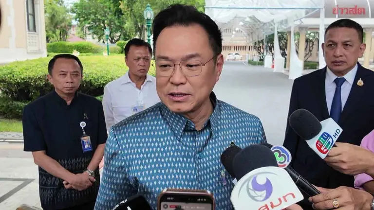 PM Pushes Decree on Borrowing to Cabinet on May 5, Says Economic Cabinet Session Not Required First