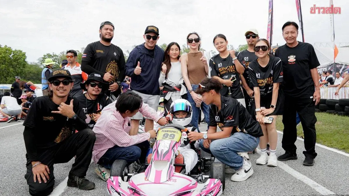 Young Siblings 'Ferrari' and 'McLaren' Make Racing Debut