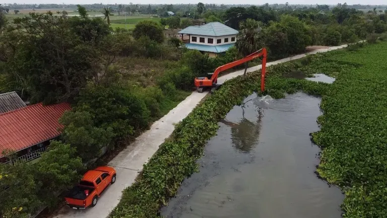 Full Steam Ahead! Royal Irrigation Department Intensifies Weed Removal and Boosts Pumping Operations