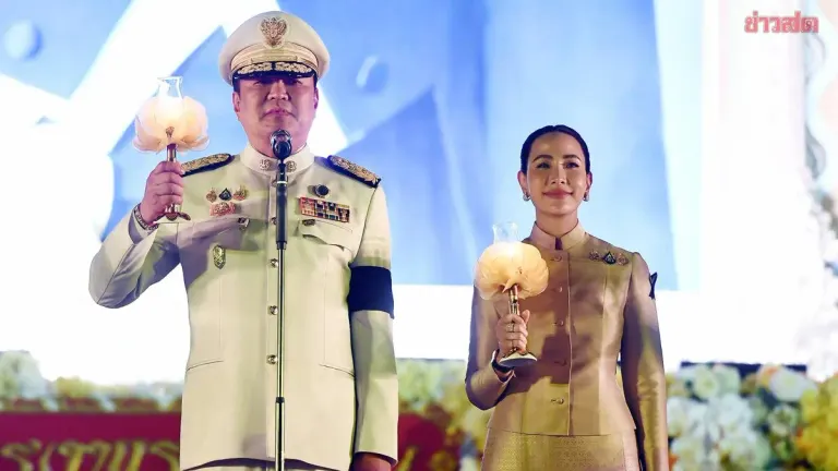 PM Anuthin Leads Birthday Tribute to Thai King