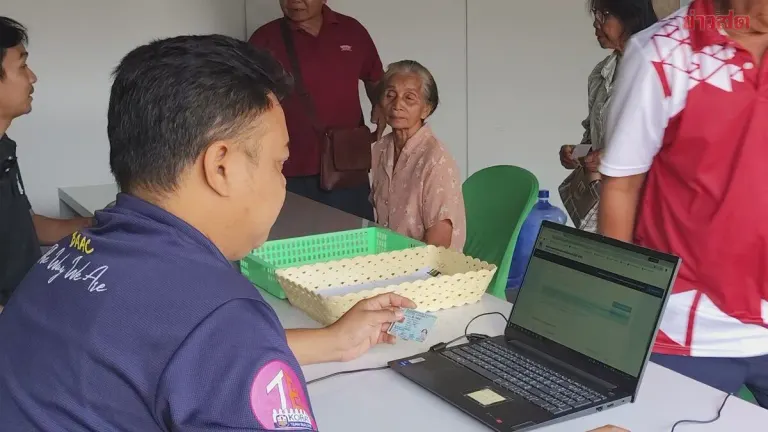 Elderly Thais Denied Welfare Card Over Strict Eligibility Rules