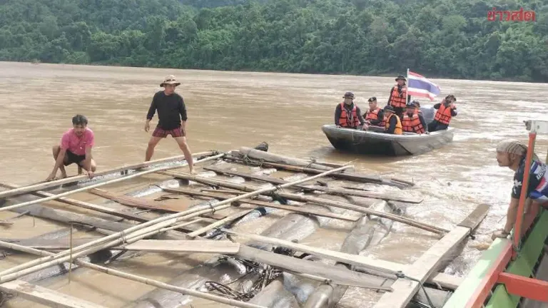 Officials Rule Out Illegal Logging in Salween River Log Raft