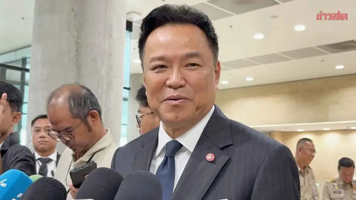 PM Votes on 2570 Budget Before Norway Trip