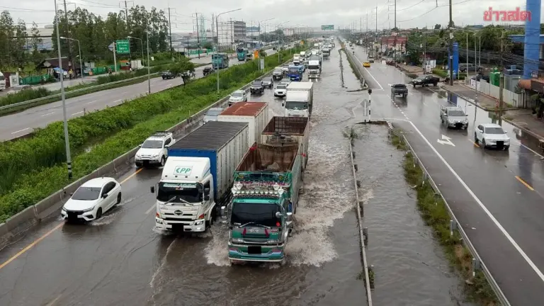 Motorway M7 Flooded, Both Directions Closed Near Chachoengsao
