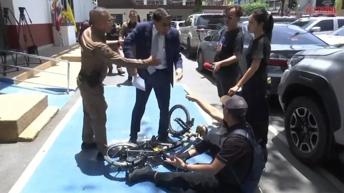Ex-Election Chief Somchai Sues for 50 Million Baht Over False Accusation