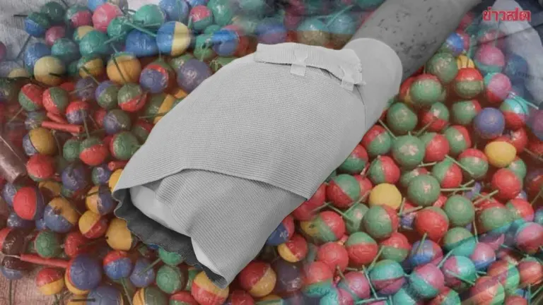 Teen Loses Four Fingers in Homemade Firecracker Explosion