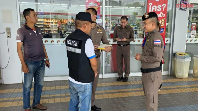 Armed Robber Targets Convenience Store in Lampang