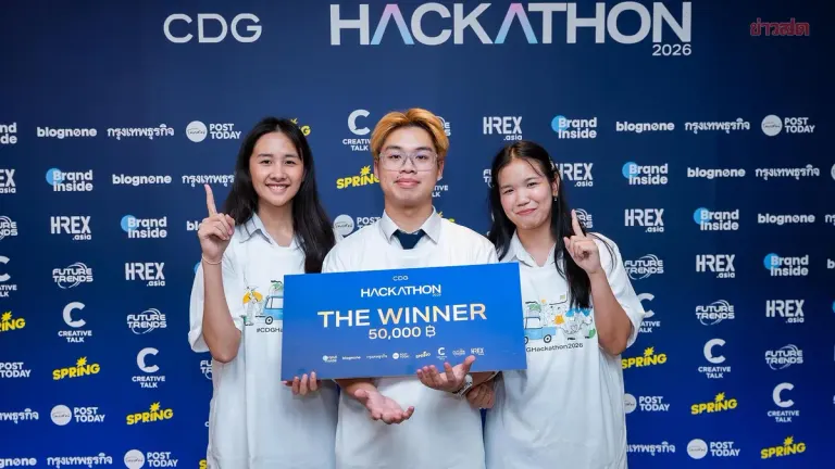 Student Team Wins Hackathon with AI Street Light Detection System