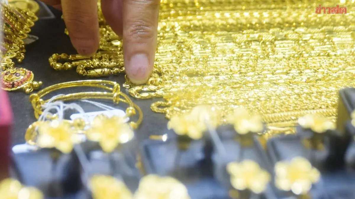Gold Price Falls 100 Baht Per Gram Today