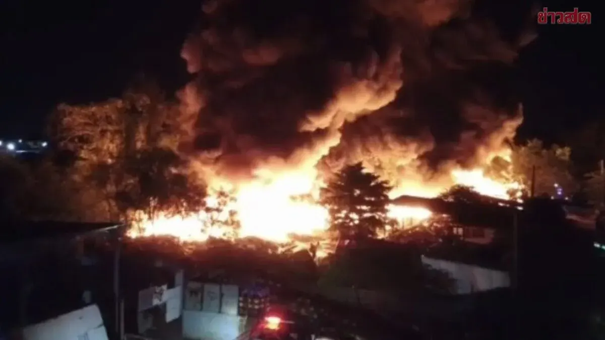 Major Recycling Warehouse Fire Engulfs Ayutthaya Sky in Smoke