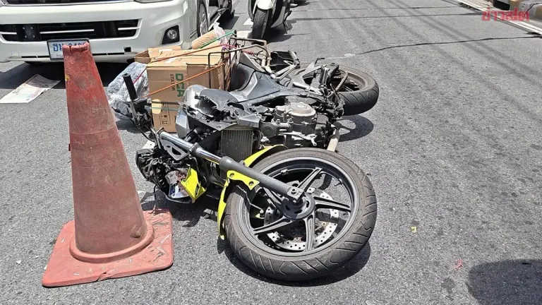 Delivery Worker Dies After Chain-Reaction Bangkok Crash