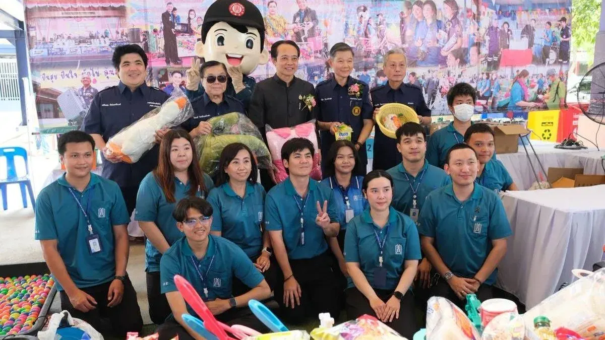 Po Teck Tung Foundation Spreads Joy With 7th Community Caravan