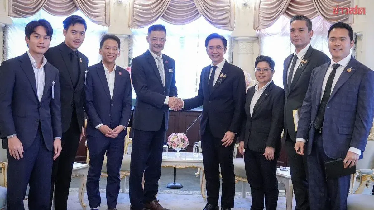 Deputy PM Yoschanan Teams with Temasek for Thai-Singaporean Startups