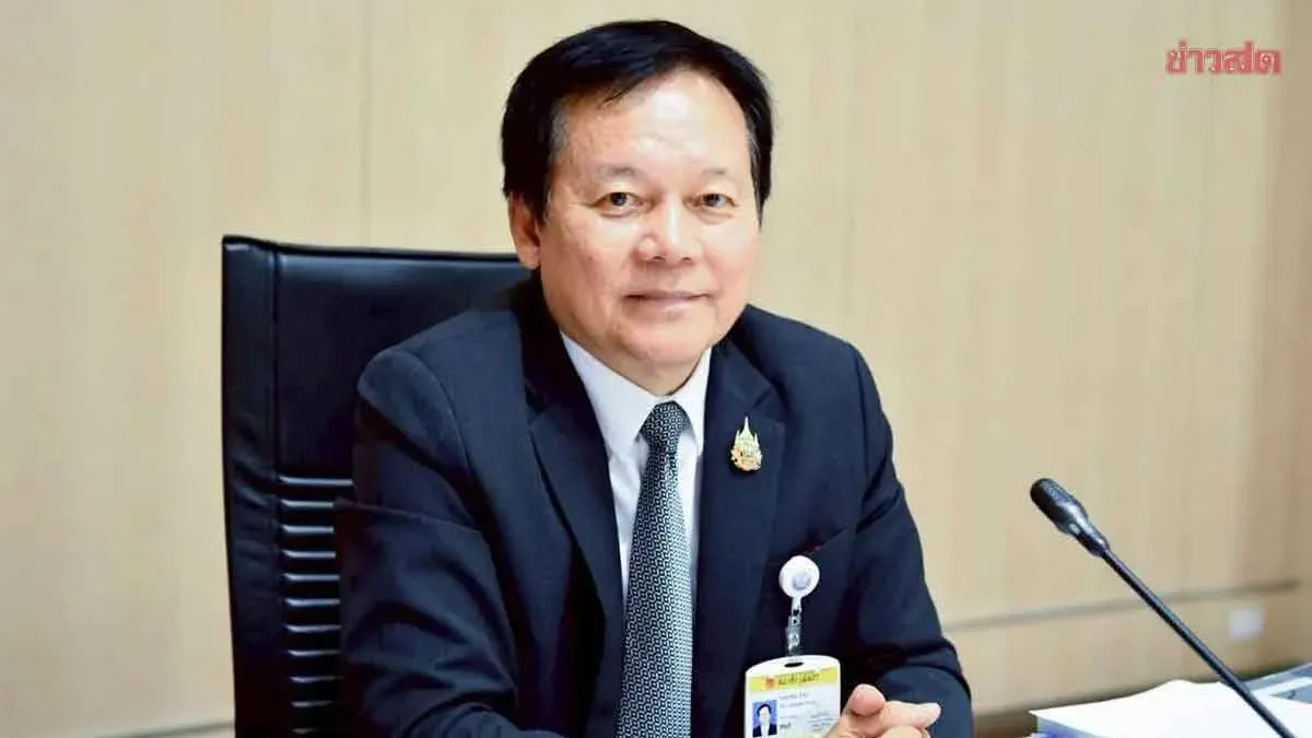 Senator Warns Cambodia Over Miss Universe's Thai Dress Choice