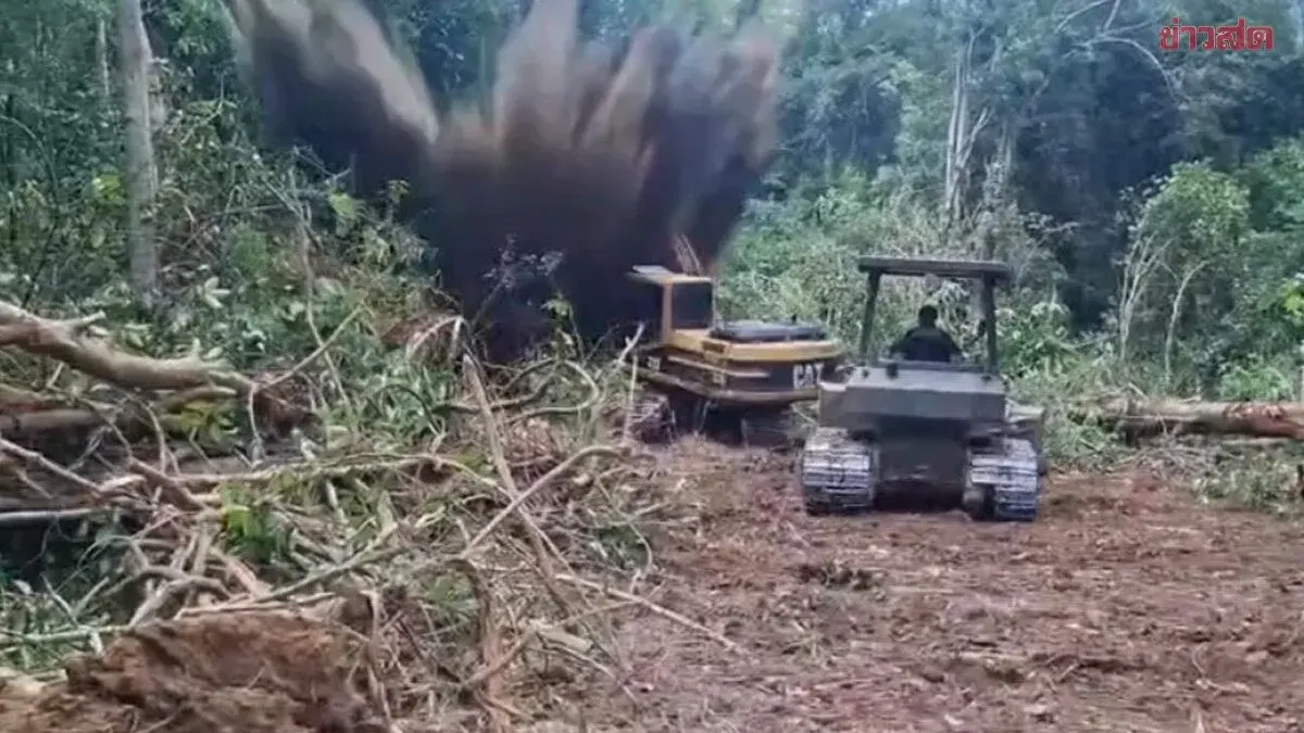 Backhoe Hits Anti-Tank Mine on Thai-Cambodian Border, Driver Survives