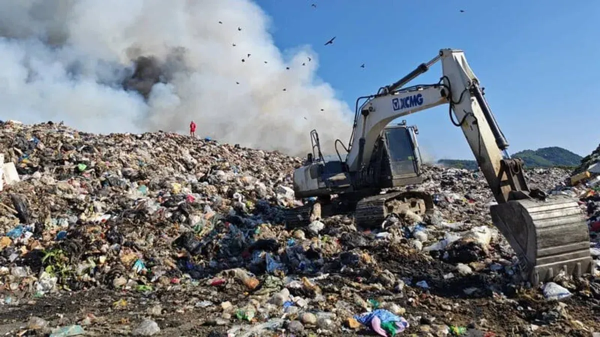 Phuket Landfill Overflowing as Daily Waste Mounts
