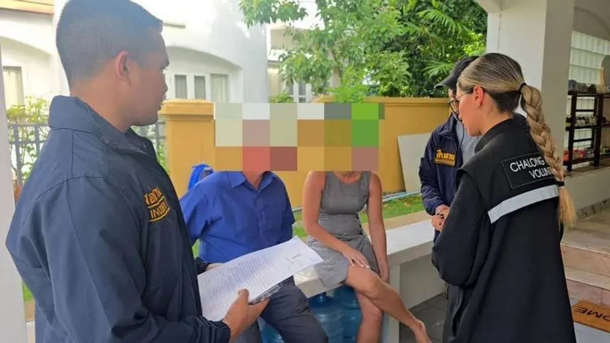 Four Arrested in Phuket School Nominee Probe