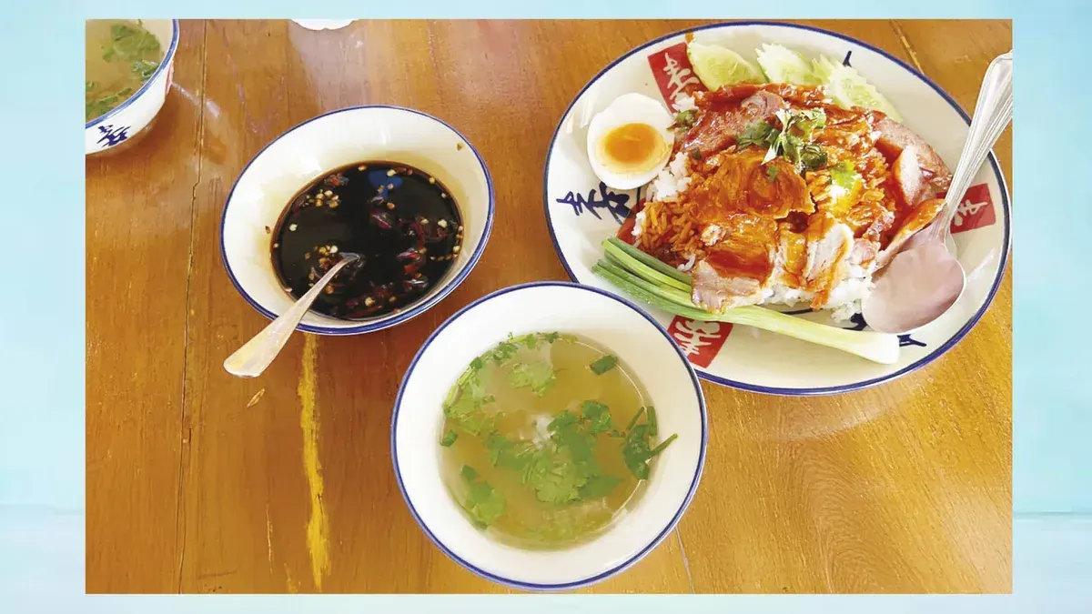 Dishes Worth Talking About from 77 Provinces – Red Pork and Crispy Pork Rice