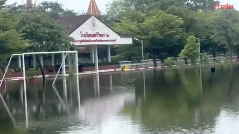Bangkok Schools Mobilize Relief as Floods Strike City