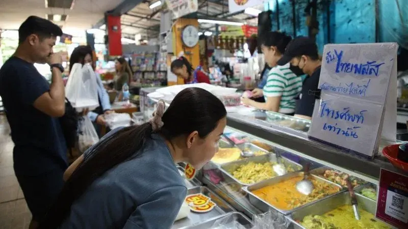 Thai Restaurants Push Government to Cut Food Costs