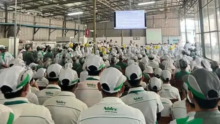 Cambodia Factory Closures Displace 4,000 Workers After Border Disruptions