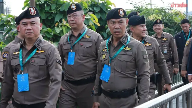 Police Deploy Forces to Manage IMF Protest at Rama 4