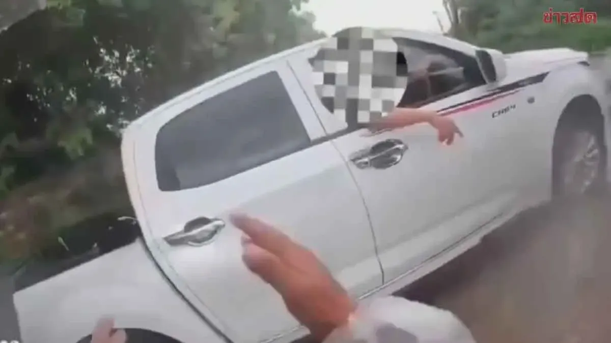 Rider Reports Pickup Spewing Black Smoke, Driver Claims Police Rank