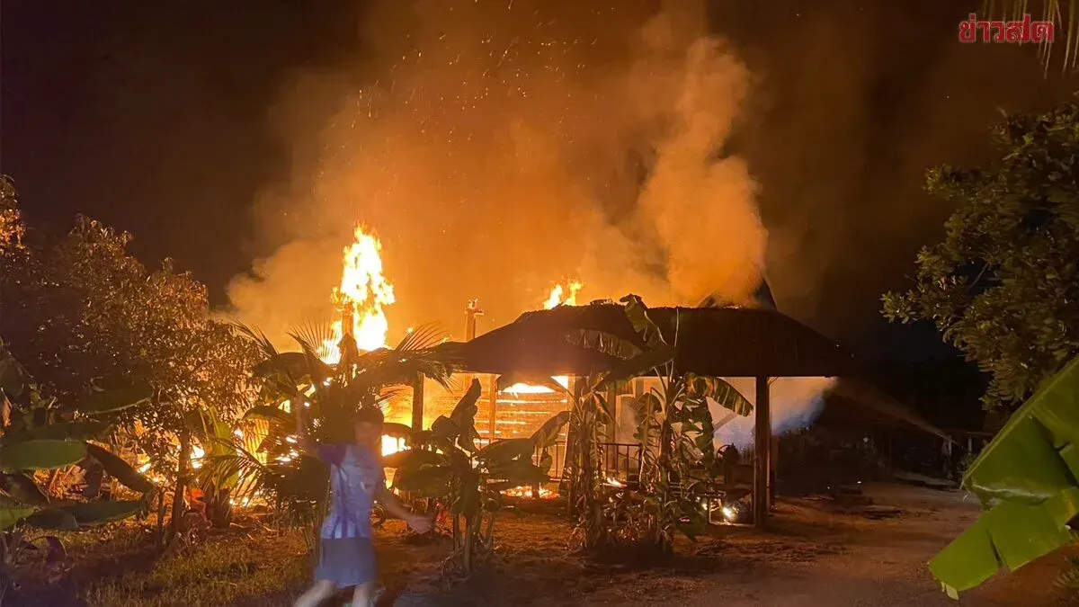 Century-Old Wooden House Gutted By Fire in Chachoengsao
