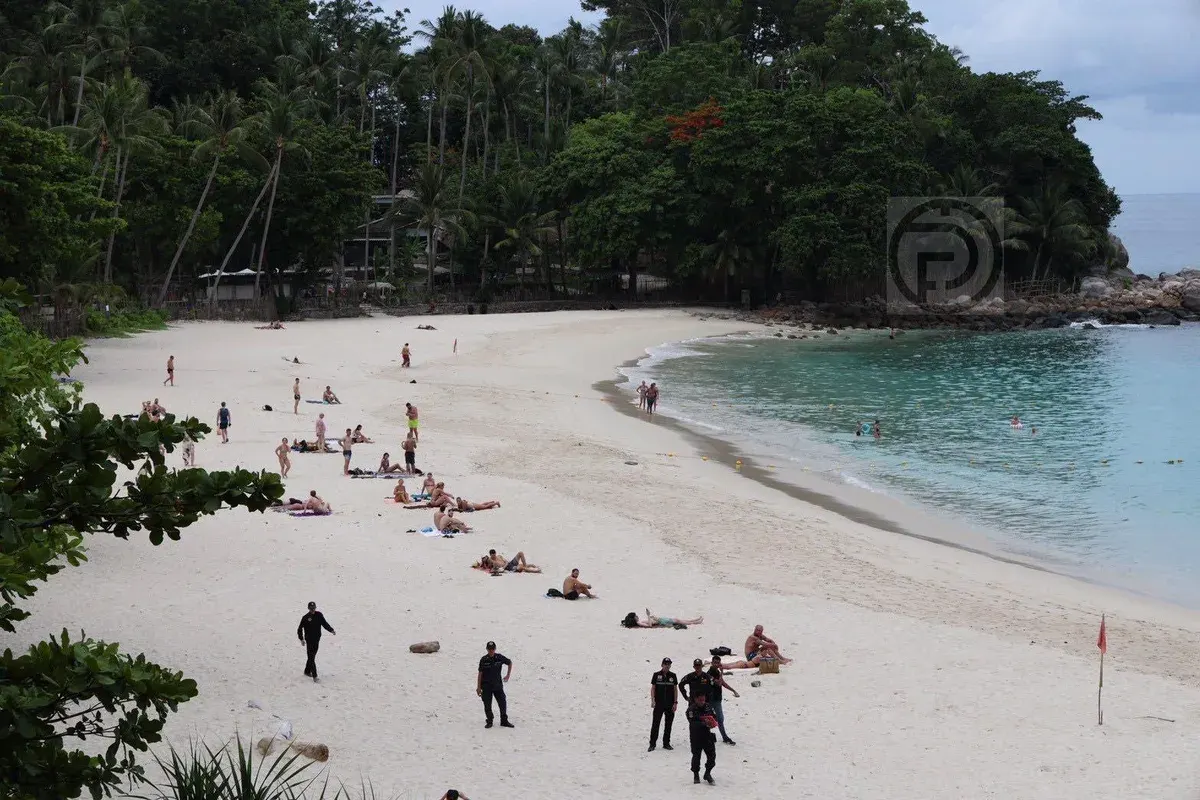 Assistant Minister Inspects on Longstanding Land Encroachment at Freedom Beach
