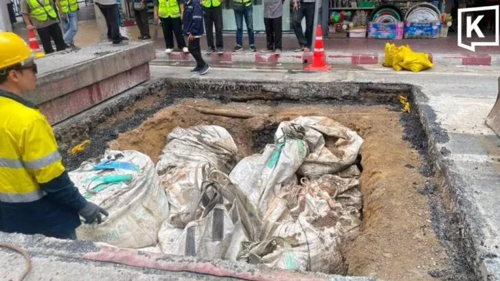 Road Collapse Shuts Two Lanes at Mega Plaza Bridge