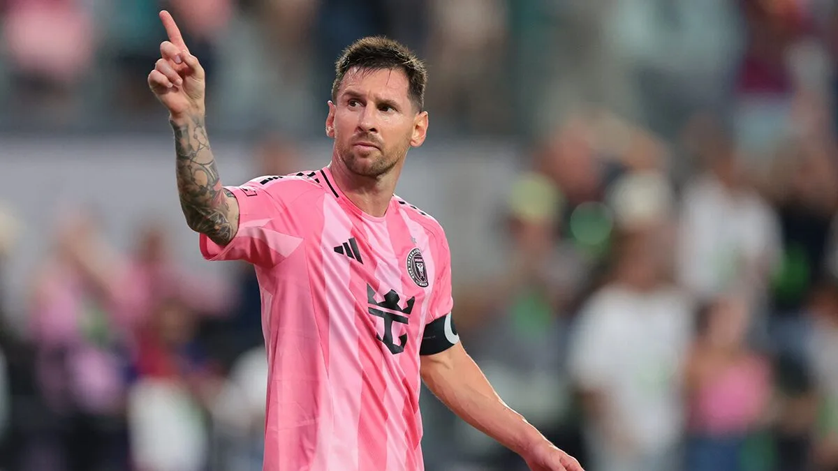 Scaloni Provides Latest Update on Messi's Condition – Admits He May Not Be Fully Fit for World Cup